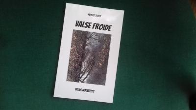 135 critique pour VALSE FROIDE sur BABELIO